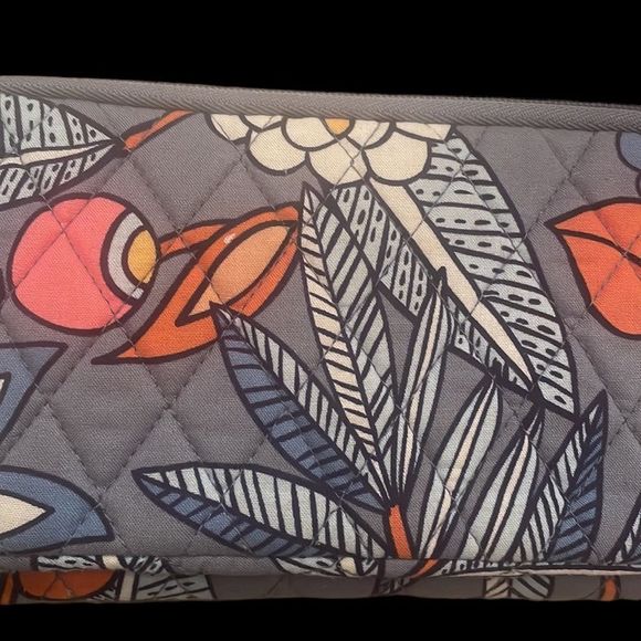 Vera Bradley Tropical Evening Wallet - Picture 3 of 7